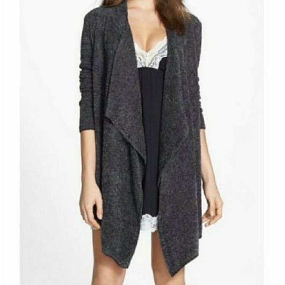 Barefoot Dreams Bamboo Chic Lite Calypso
Waterfall Dark Grey Cardigan Size: S/M - Picture 2 of 9